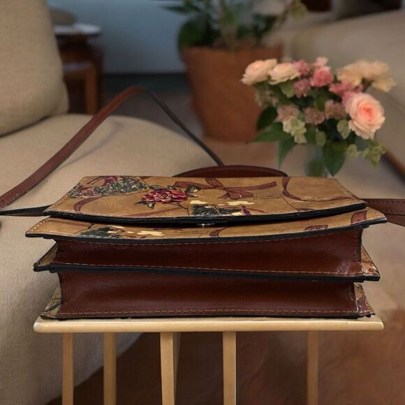 Patricia Nash Goring Embossed Leather Top Handle Crossbody Bag My European Trip - Picture 4 of 6